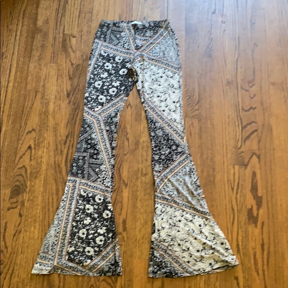 flare pattern pants